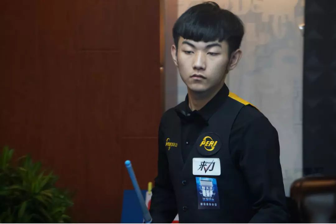 向于依赖明 向于依赖明