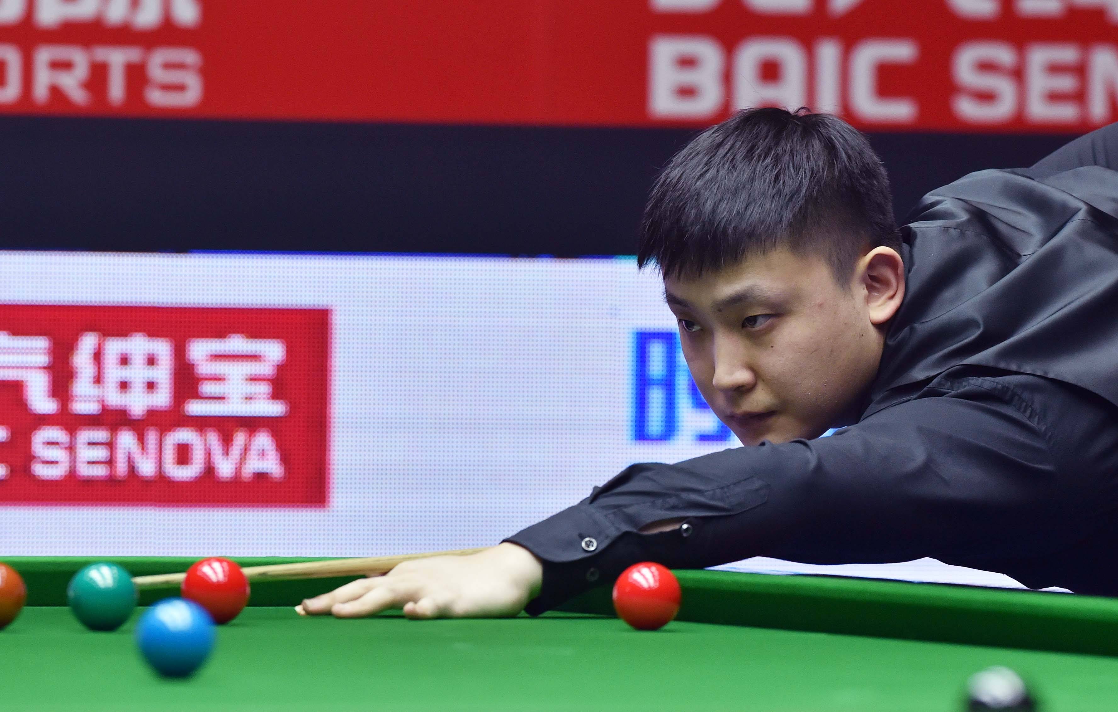 张玉宁捂脸 张玉宁捂脸